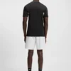 Aktiv piqué-T-shirt i smal passform med fuktavledning