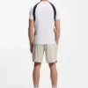 Aktiv, snabbtorkande T-shirt i slim fit med fyrvägsstretch