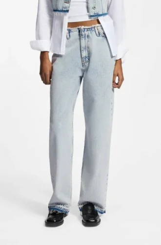 Azurblå jeans med lös passform i styv denim