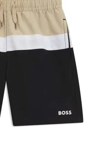 Badshorts för barn med färgblockering