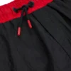 Badshorts för barn med vertikalt logotryck
