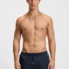 Badshorts med logotyp i folietryck