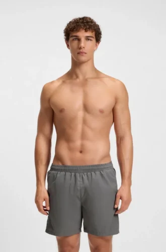 Badshorts med logotyp och rand