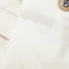 Barnjacka med huva och logodetaljer Barnjacka med huva och logodetaljer