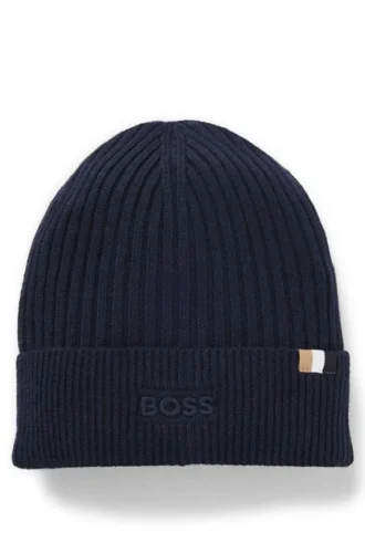 Barnmössa med broderad logotyp