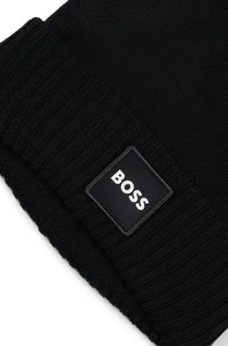 Barnmössa med logotyp och dubbla lager