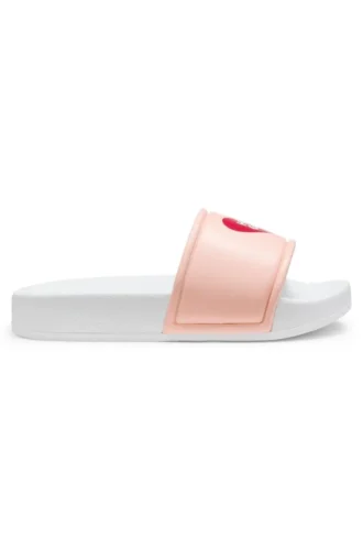 Barnsandaler i imitationsläder med hjärtformat logotryck