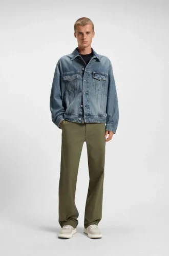 Blå jacka med lös passform i styv denim