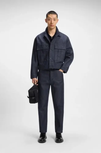 Blå jeans i avslappnad passform i japansk denim