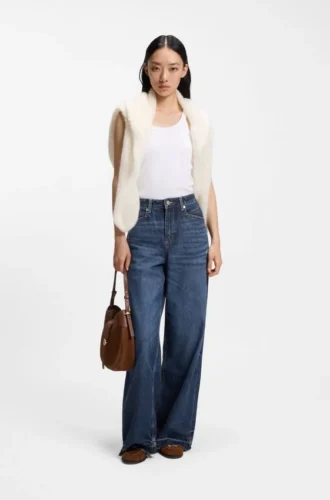 Blå jeans i avslappnad passform i styv denim