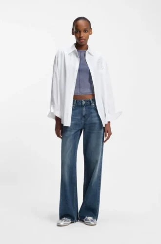 Blå jeans i lös passform i styv denim