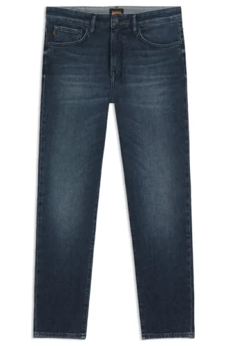 Blå jeans med avsmalnande passform i bekväm stretchdenim
