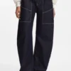 Blå jeans med ballongben i blå, styv denim