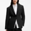 Blazer i seersucker med kedjebälte och avslappnad passform Blazer i seersucker med kedjebälte och avslappnad passform
