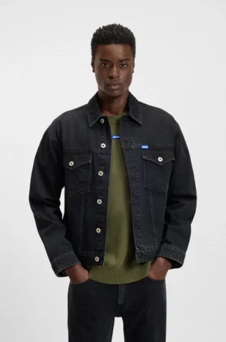 Blåsvart jacka i regular fit i styv denim