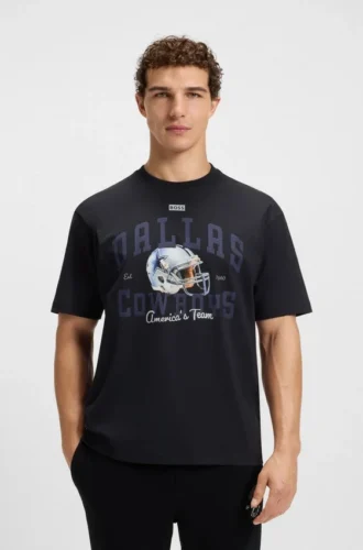 BOSS x DALLAS COWBOYS T-shirt med hjälmgrafik