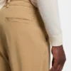 Byxor med avsmalnande passform i stretchig twill