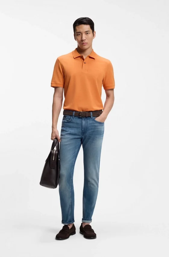 Delaware-jeans i smal passform i blått lättviktigt denim Delaware-jeans i smal passform i blått lättviktigt denim