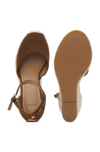 Espadriller i mocka med kilklack