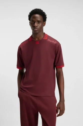 HUGO x RB-polotröja med logotyper och kontrastkant