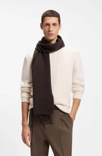 Italiensktillverkad ullscarf med logotyp