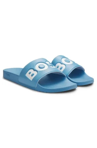 Italiensktillverkade sandaler med stor logodetalj