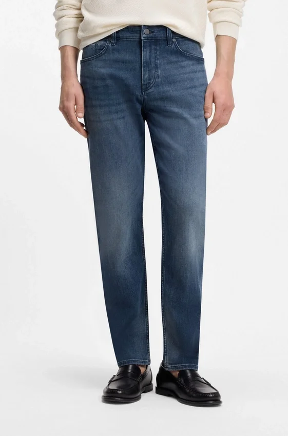 Jeans i normal passform i stretchdenim Jeans i normal passform i stretchdenim