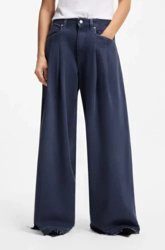 Jeans med avslappnad passform och vida ben