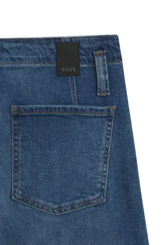 Jeans med utsvängd passform i blå italiensk stretchdenim