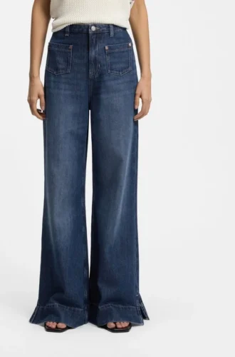 Jeans med utsvängda ben i blå denim