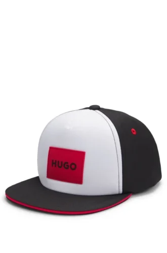 Kepsar med logotyp och skumplastfront