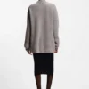 Kofta med broderad logotyp i oversized-passform