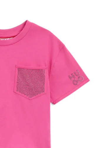 Kort T-shirt för barn med kontrastfärgad ficka