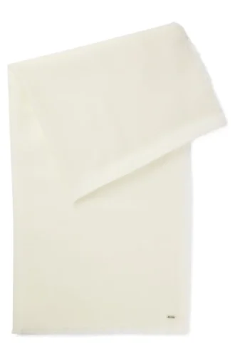 Lätt ullscarf med fransade kanter