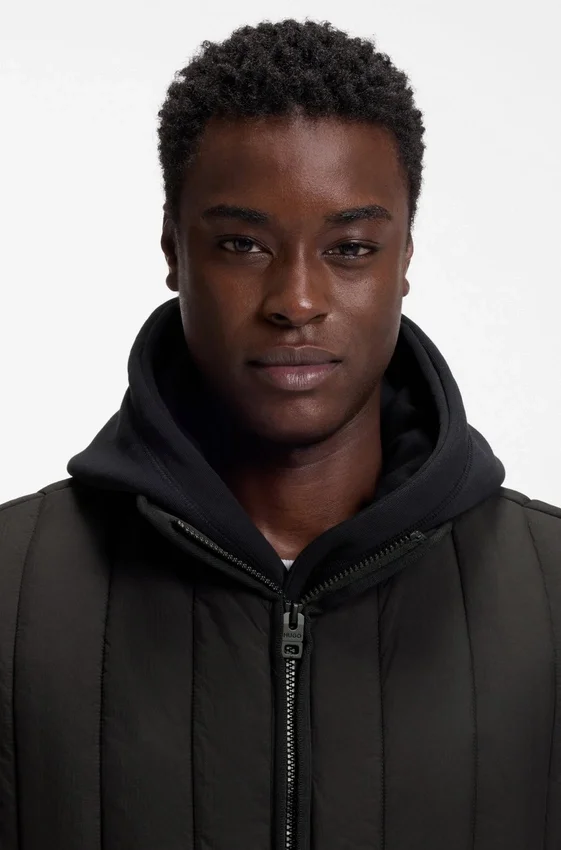 Lätt väst med vertikal quiltning Lätt väst med vertikal quiltning