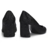 Pumps i satin med strass och 7 cm klack