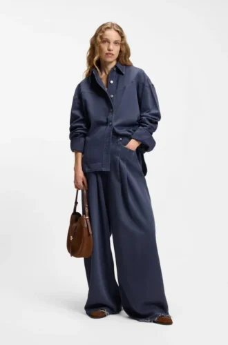 Rökblå blus i oversized-passform i styv denim