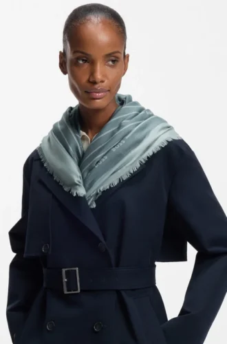 Scarf med logotryck i voile