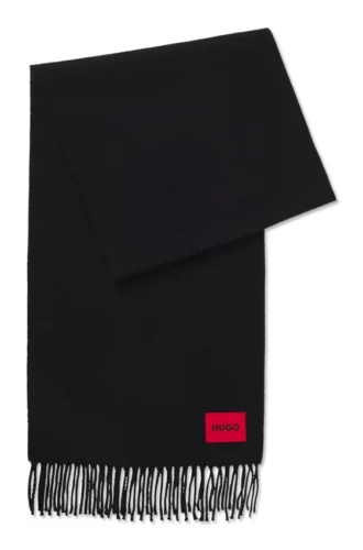 Scarf med tvinnade fransar i ulltwill