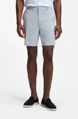 Shorts i linneblandning med modern passform