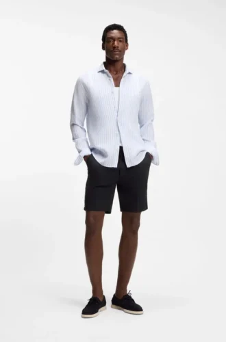 Shorts i linneblandning med modern passform