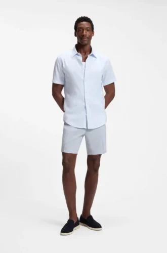 Shorts i linneblandning med modern passform