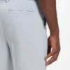 Shorts i linneblandning med modern passform