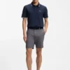 Shorts i stretchbomull med modern passform Shorts i stretchbomull med modern passform
