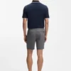 Shorts i stretchbomull med modern passform Shorts i stretchbomull med modern passform