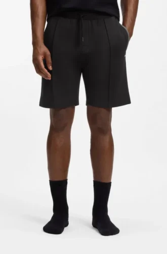 Shorts med bieser i en bomullsblandning
