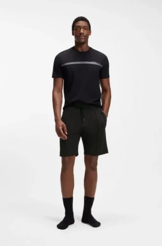 Shorts med bieser i en bomullsblandning