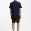 Shorts med modern passform i stretchig bomullstwill Shorts med modern passform i stretchig bomullstwill