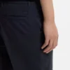 Shorts med modern passform i stretchig bomullstwill Shorts med modern passform i stretchig bomullstwill