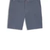 Shorts med modern passform i stretchig bomullstwill Shorts med modern passform i stretchig bomullstwill